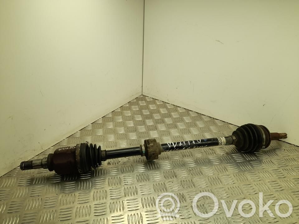 Toyota Yaris Eje de transmisión delantero 