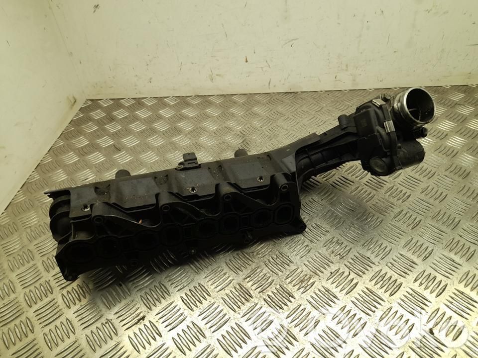 Opel Astra J Intake manifold 