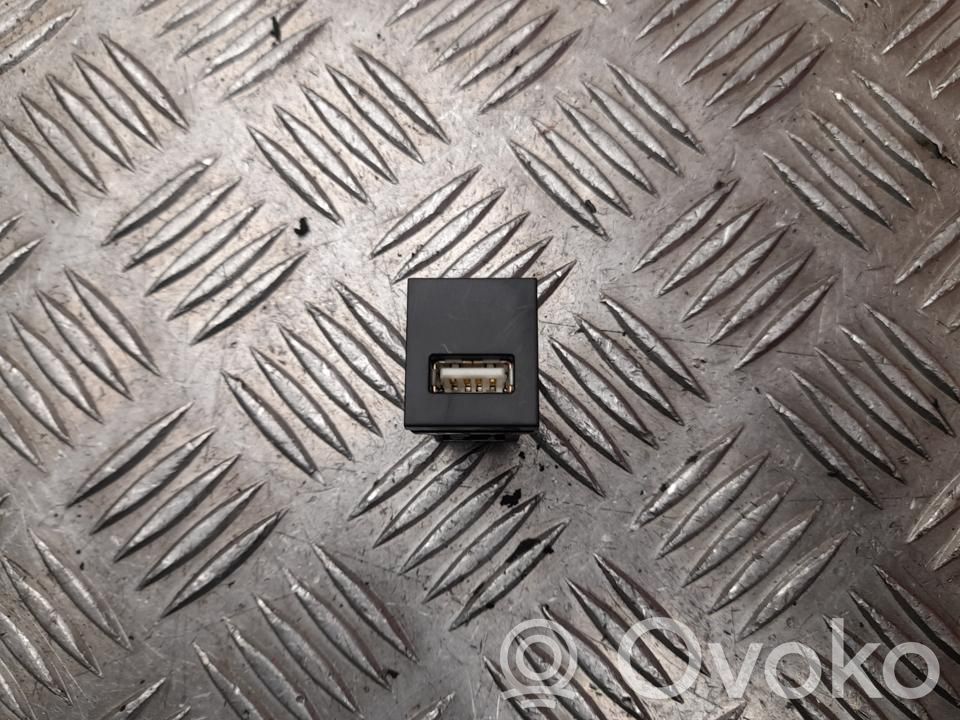 Connettore plug in USB   FXP0,H5402