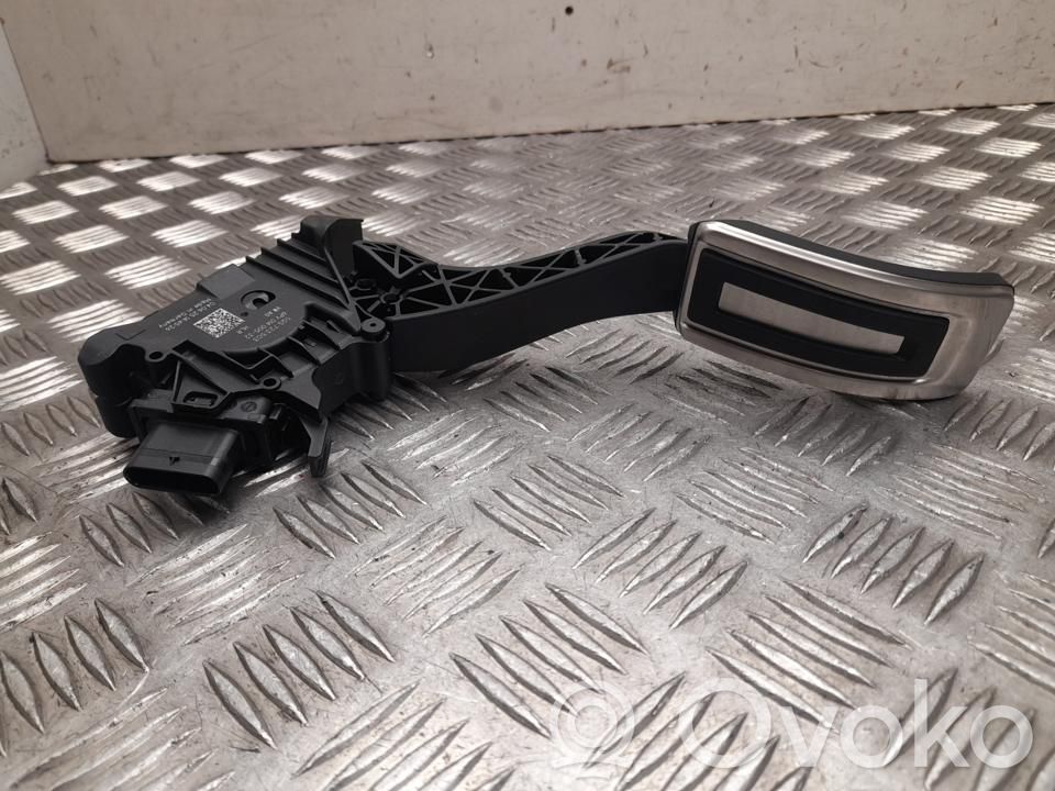 Volkswagen Tayron II Accelerator throttle pedal 