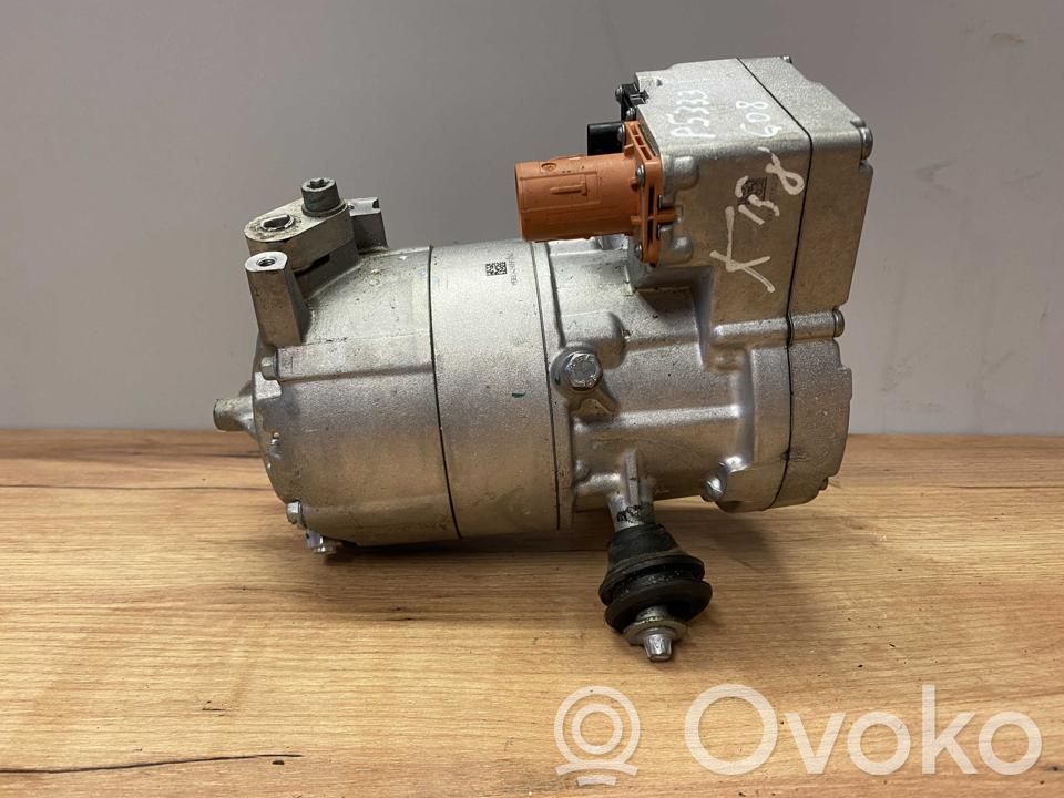 BMW iX3 G08 Kompresor / Sprężarka klimatyzacji A/C 