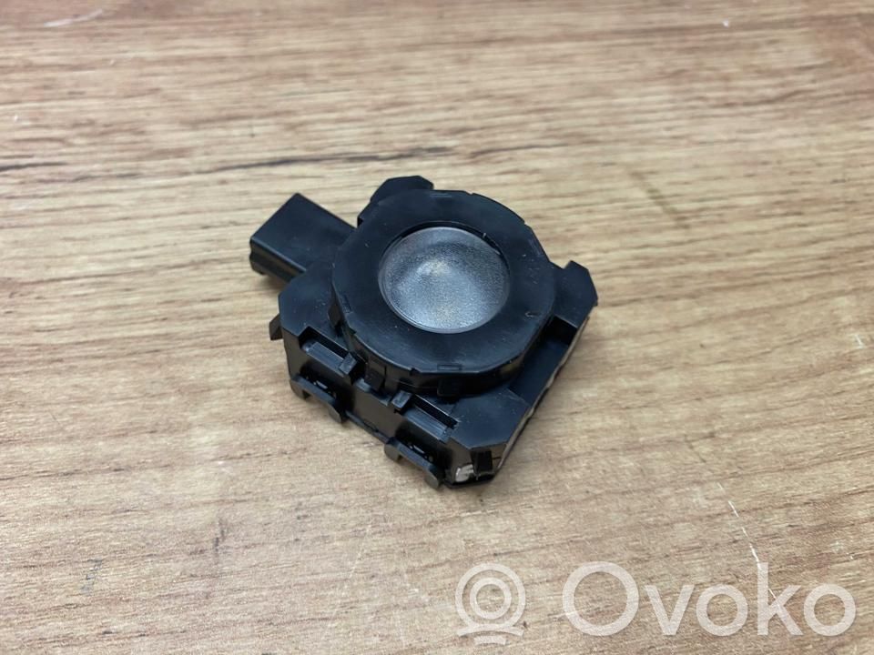 Renault Austral Front seat light 