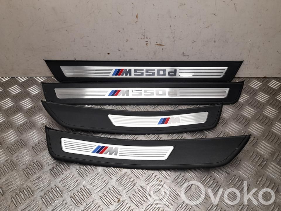 BMW 5 F10 F11 Altro elemento di rivestimento sottoporta/montante 