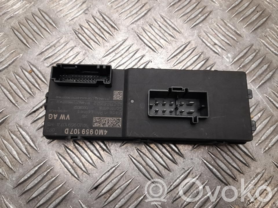Audi A4 S4 B9 Tailgate/trunk control unit/module 