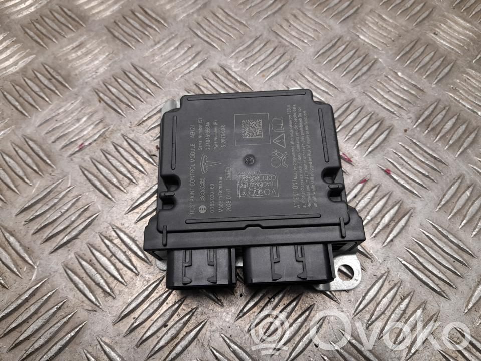 Tesla Model Y Airbag control unit/module 