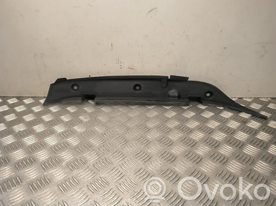 Polestar 4 Altro elemento di rivestimento sottoporta/montante