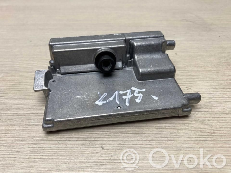 Volkswagen Golf VIII Windshield/windscreen camera 