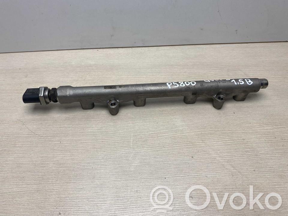 Volkswagen Golf VIII Kraftstoffverteiler Einspritzleiste Verteilerrohr 