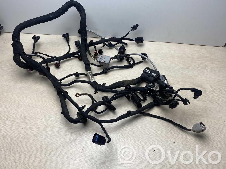 Volkswagen Golf VIII Moottorin asennusjohtosarja 