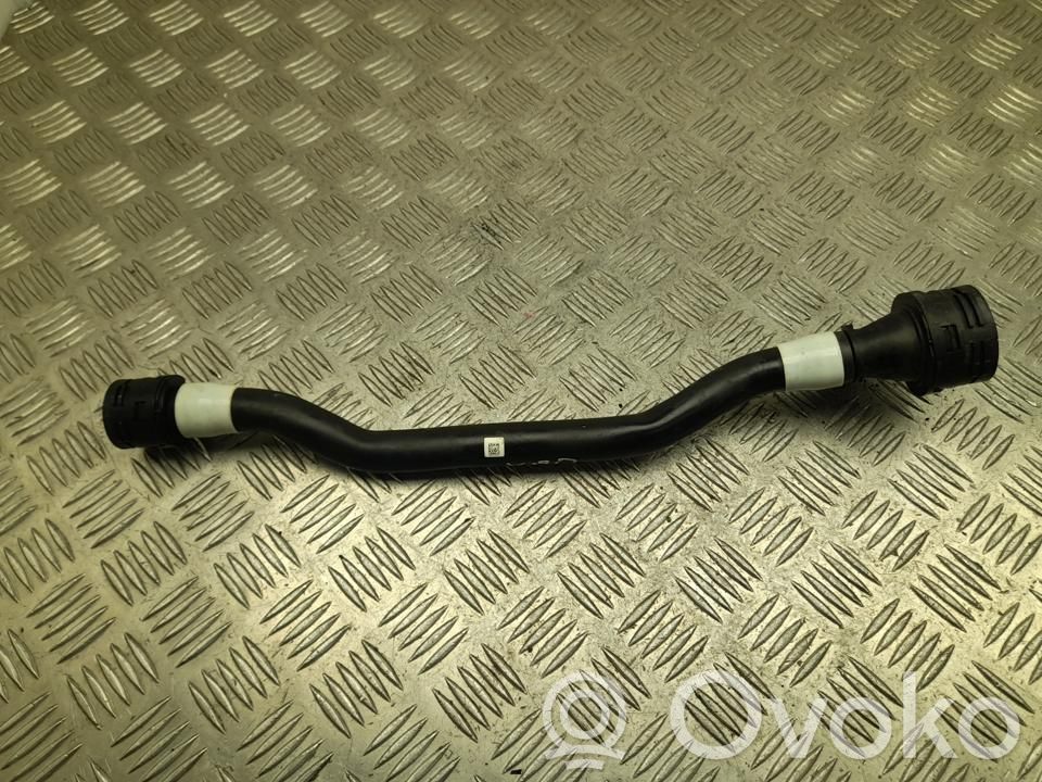 BMW i4 Engine coolant pipe/hose 