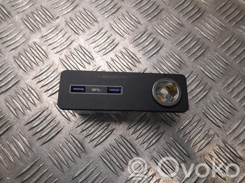 Land Rover Range Rover Sport L494 Enchufe conector USB 