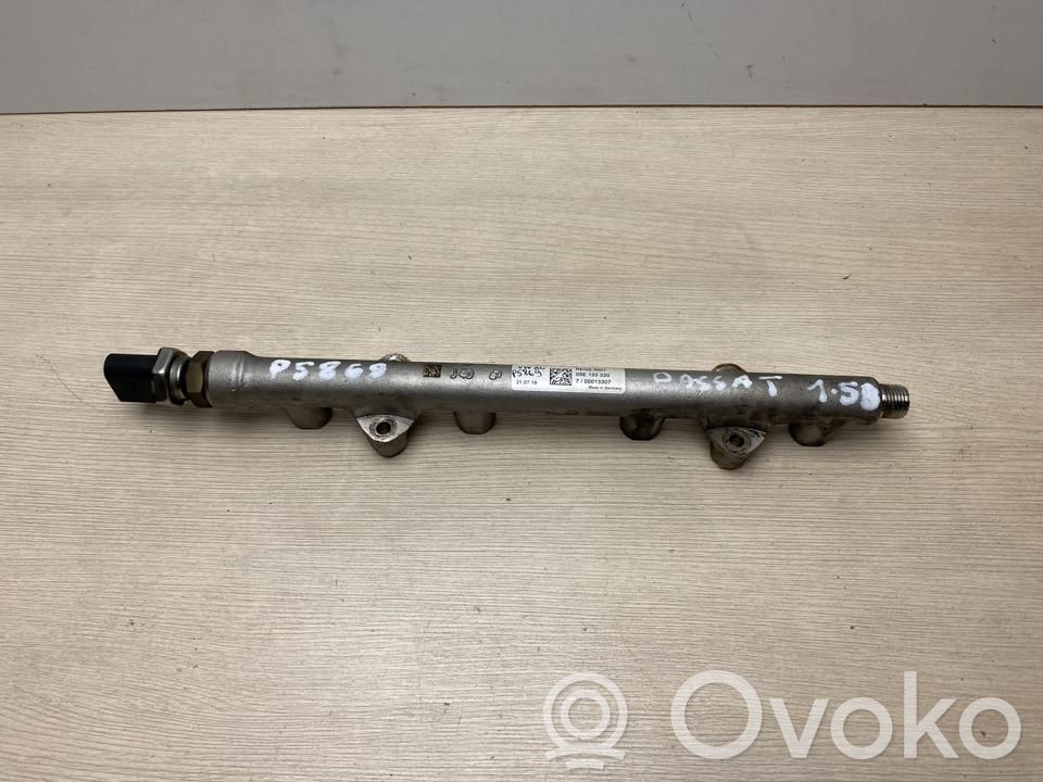 Volkswagen PASSAT B8 Kraftstoffverteiler Einspritzleiste Verteilerrohr 