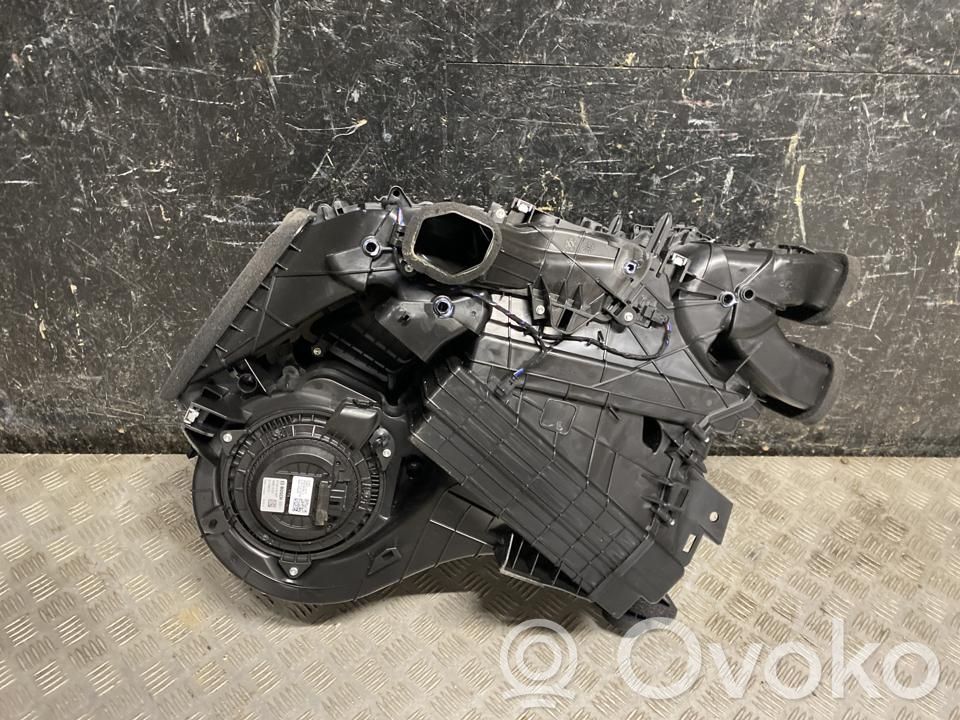 Tesla Model Y Commande de chauffage et clim 