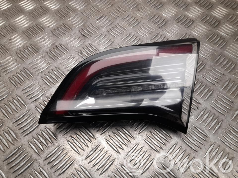 Tesla Model 3 Rear/tail lights 