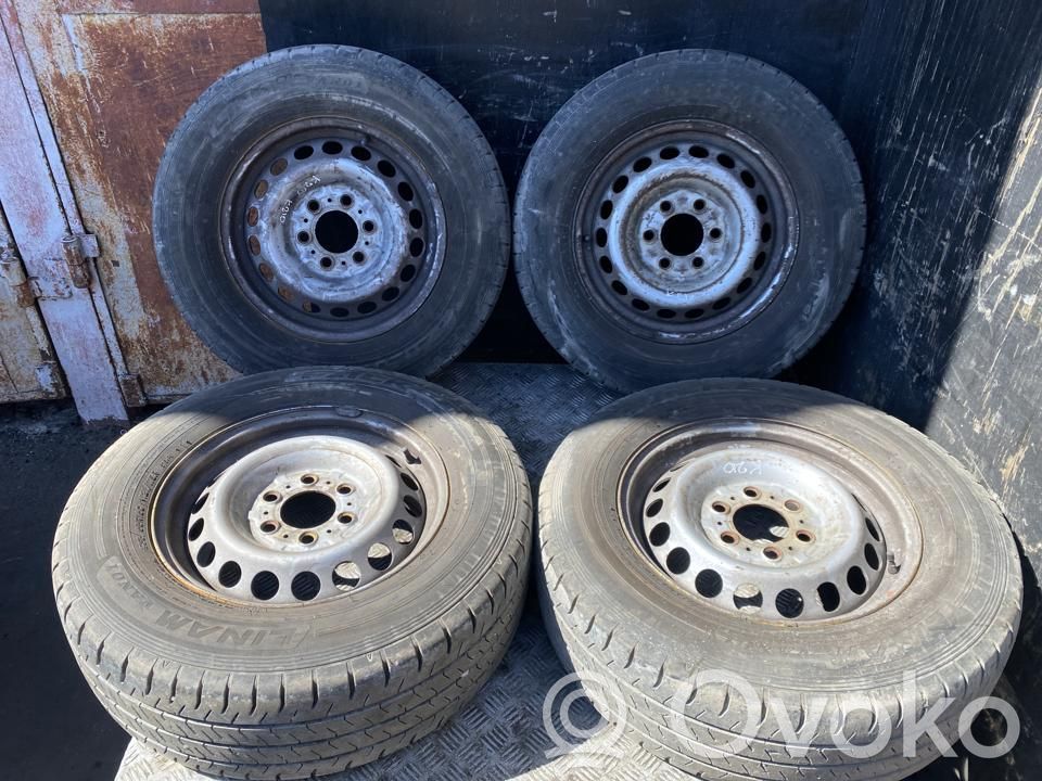 Mercedes-Benz Sprinter W907 W910 Cerchione in acciaio R16