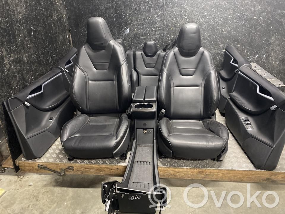 Seat set   SAL495