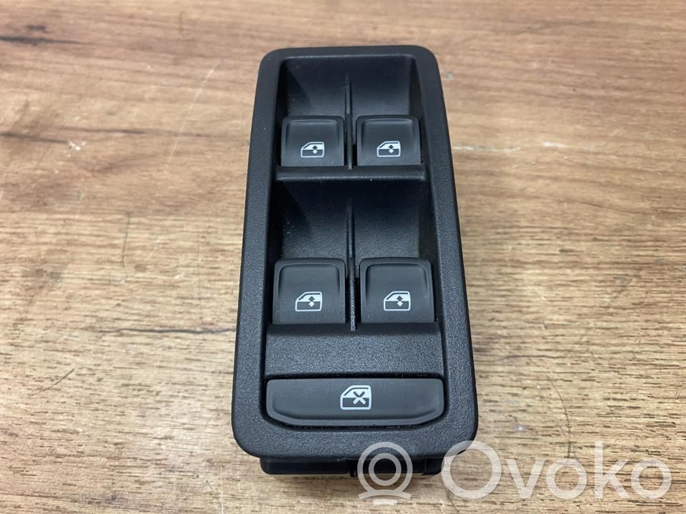 Skoda Elroq Electric window control switch 