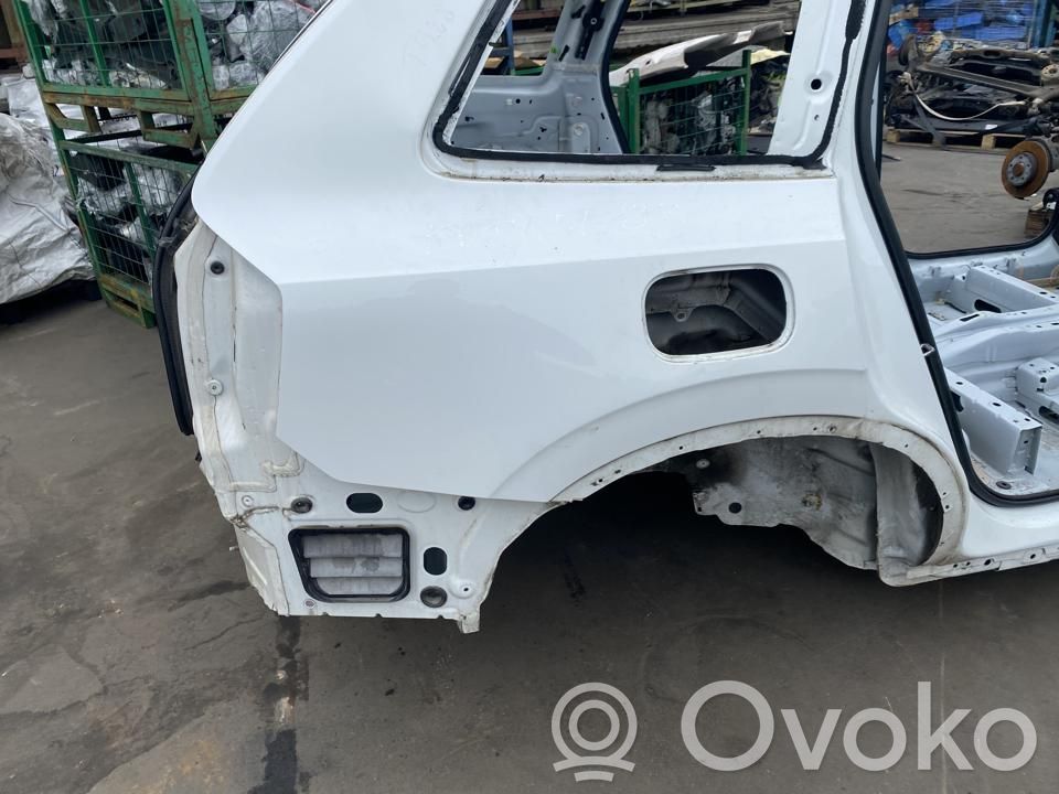 Panel lateral trasero   KETV783