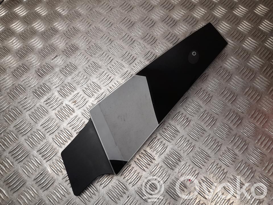 Tesla Model S Cita veida ārēja detaļa 