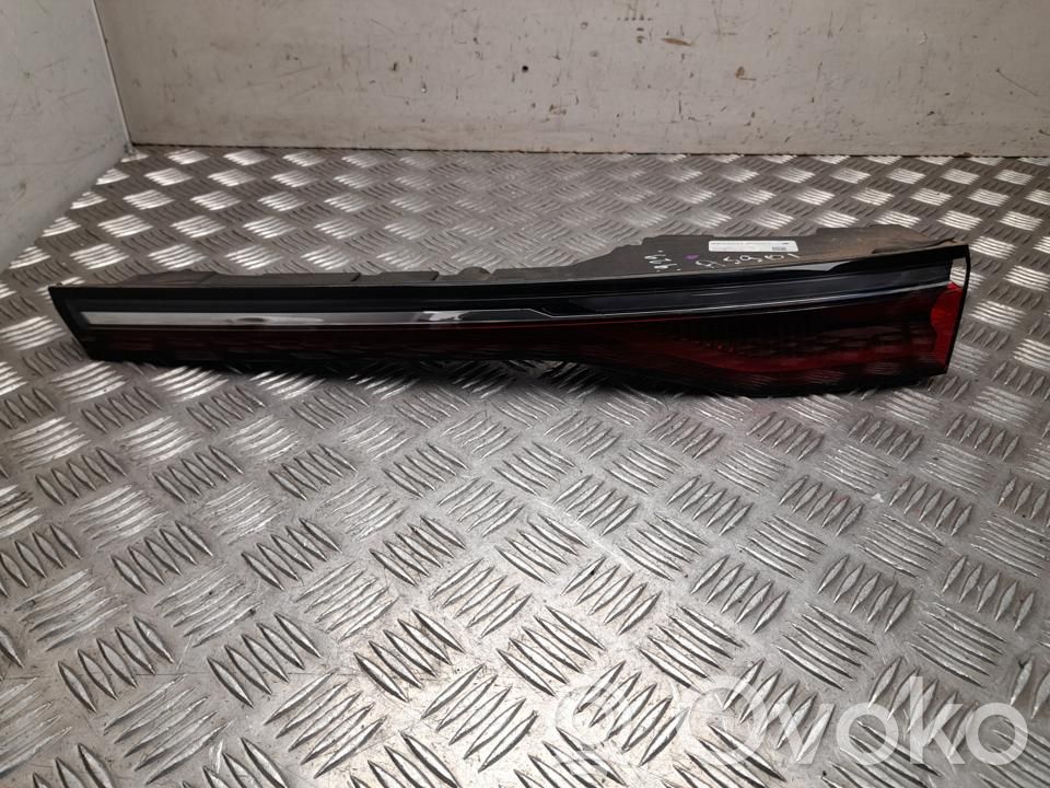 Renault Megane E-Tech Lampa tylna 