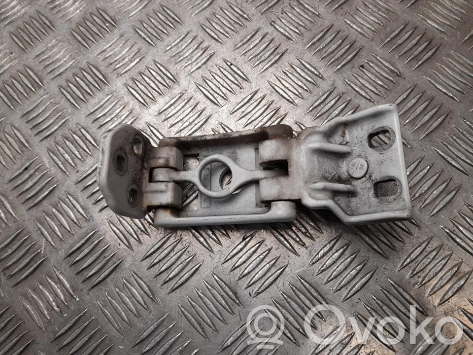 Renault Master III Rear door upper hinge 