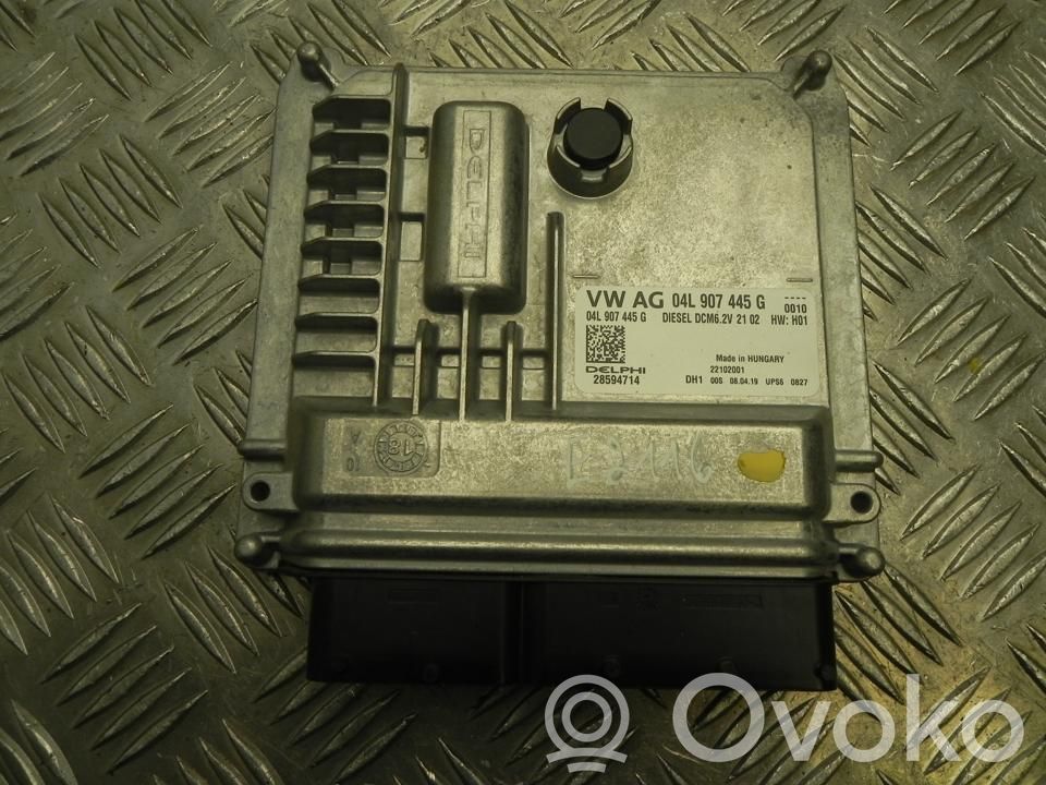 Volkswagen Golf VII Engine control unit/module 