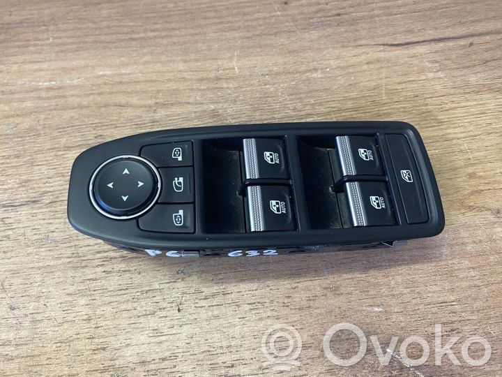 Renault Megane E-Tech Electric window control switch 
