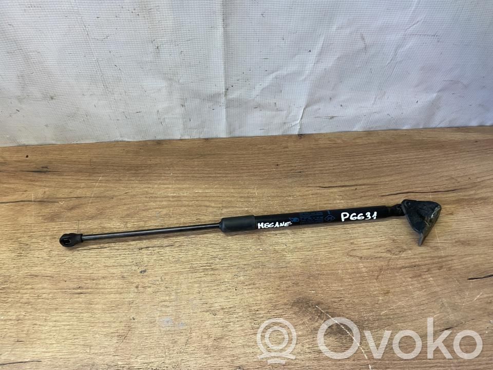 Renault Megane E-Tech Tailgate/trunk strut/damper 