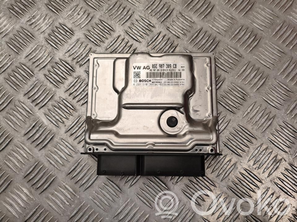 Audi Q3 F3 Engine control unit/module 