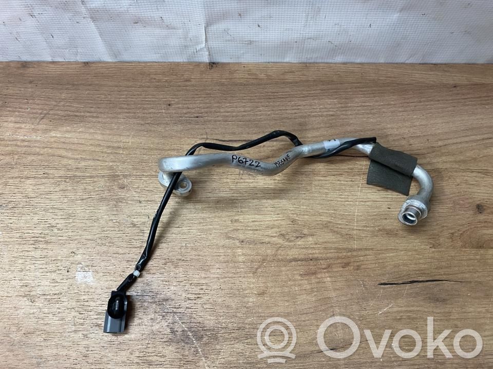 Renault Megane E-Tech Ilmastointilaitteen putki (A/C) 