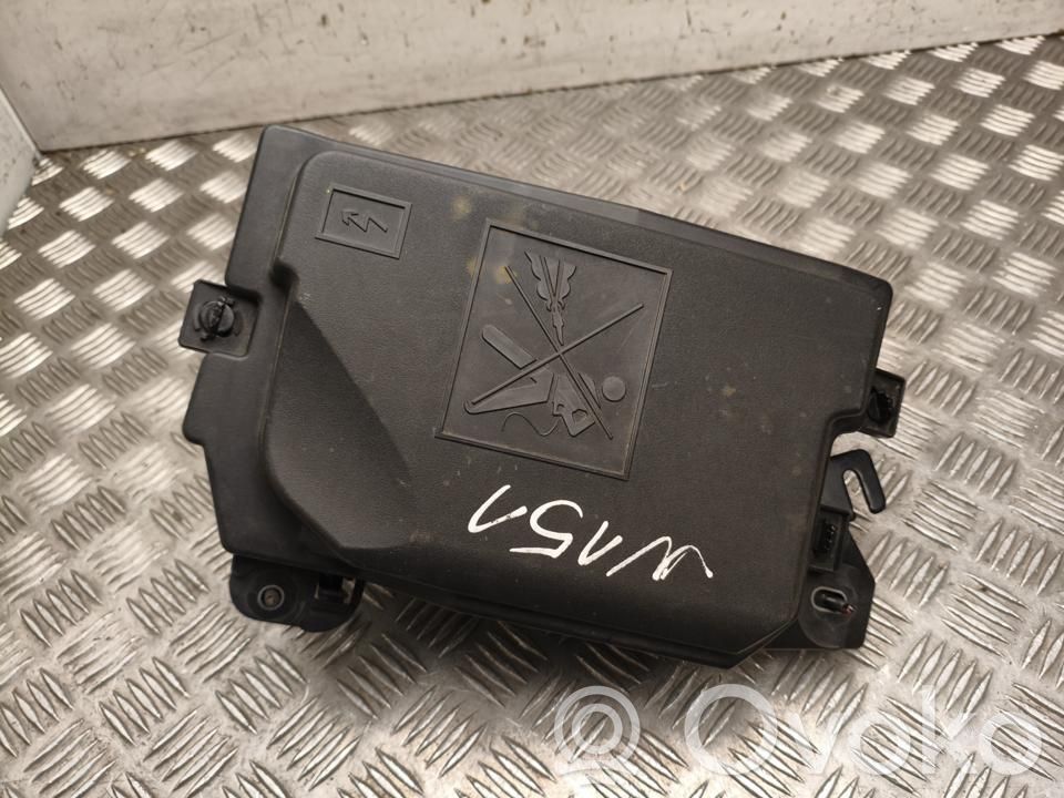 Renault Clio V Juego de caja de fusibles 