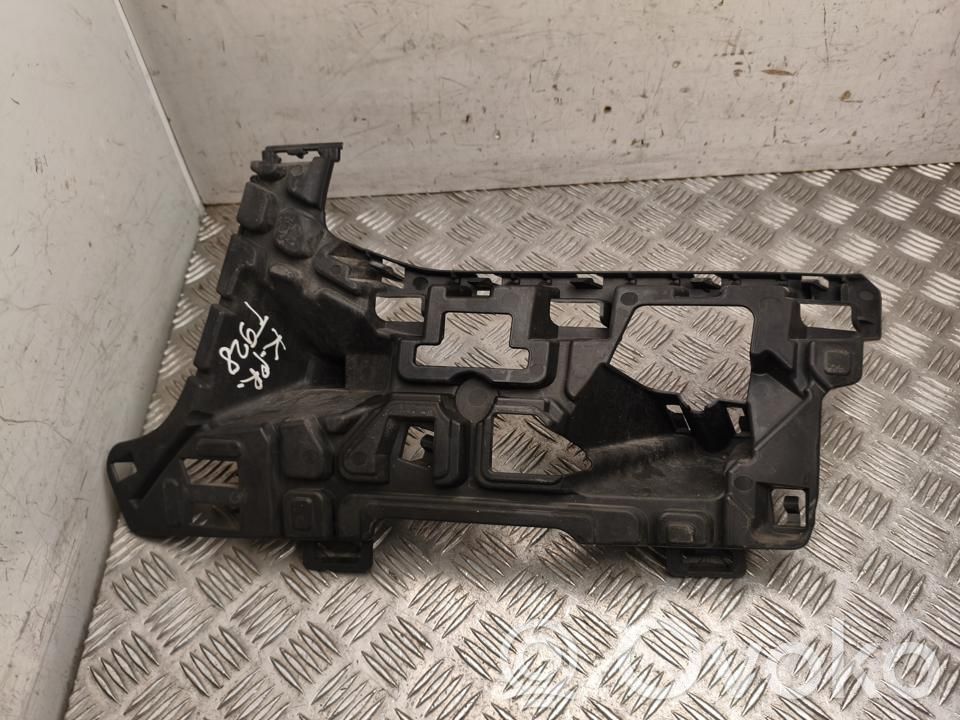 Volvo XC90 Front bumper mounting bracket 