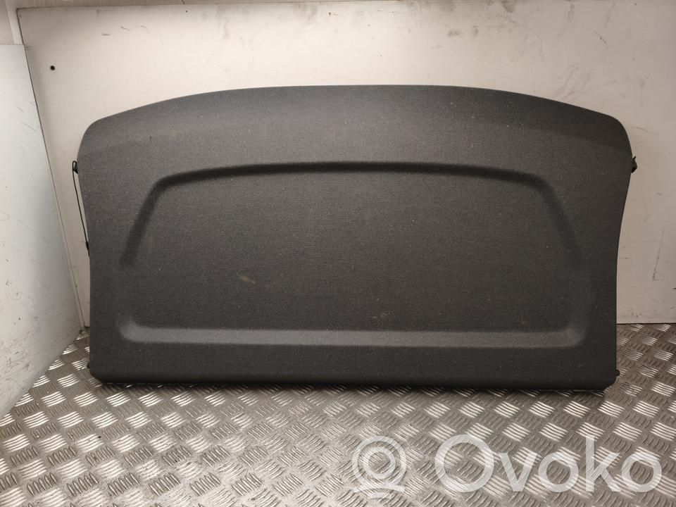 Audi Q3 F3 Hattuhylly 