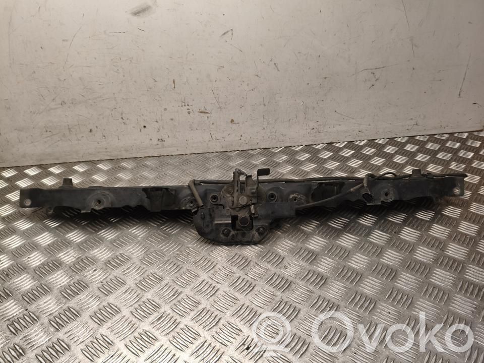 Lexus ES VII XZ10 Kühlerverkleidung