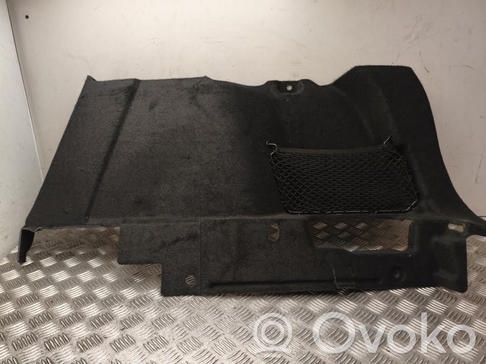 Opel Astra L Osłona tylnej klapy 
