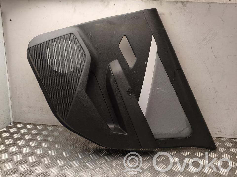 Opel Astra L Garniture de panneau carte de porte avant