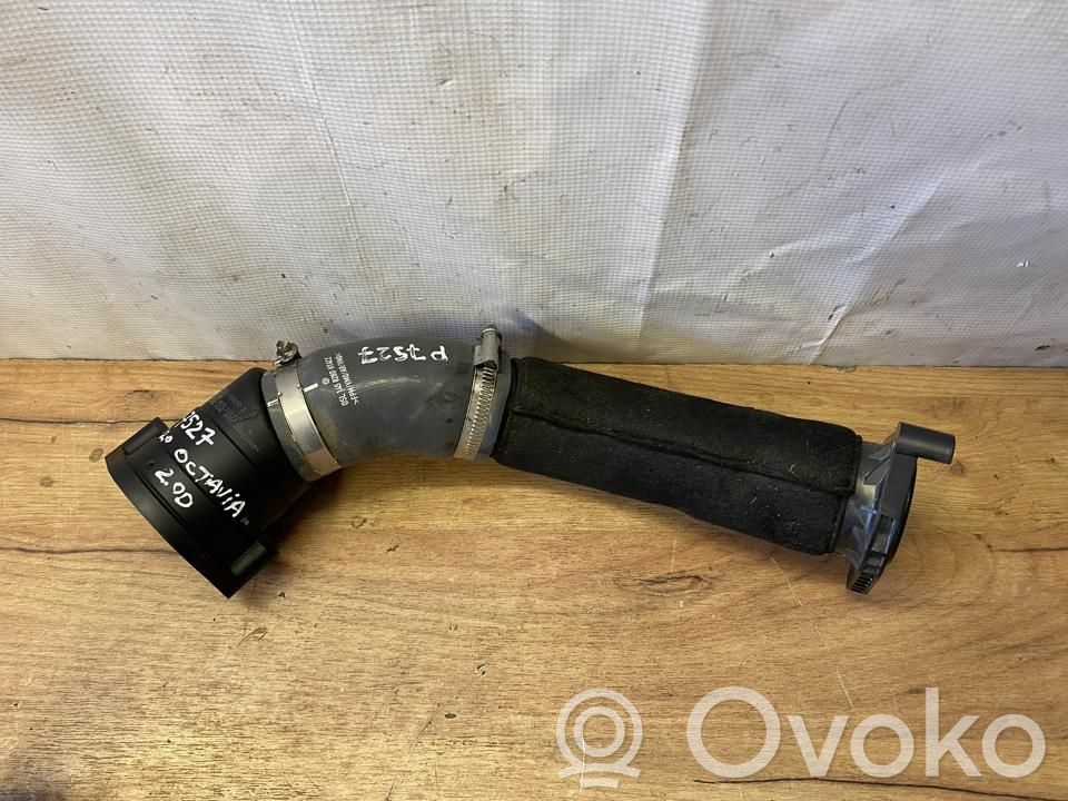 Skoda Octavia Mk4 Furtun/conductă intercooler 
