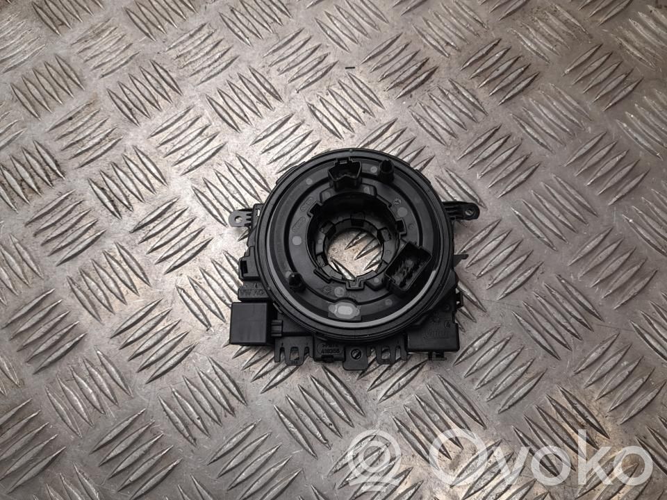 Volkswagen PASSAT B8 Taśma / Pierścień ślizgowy Airbag / SRS