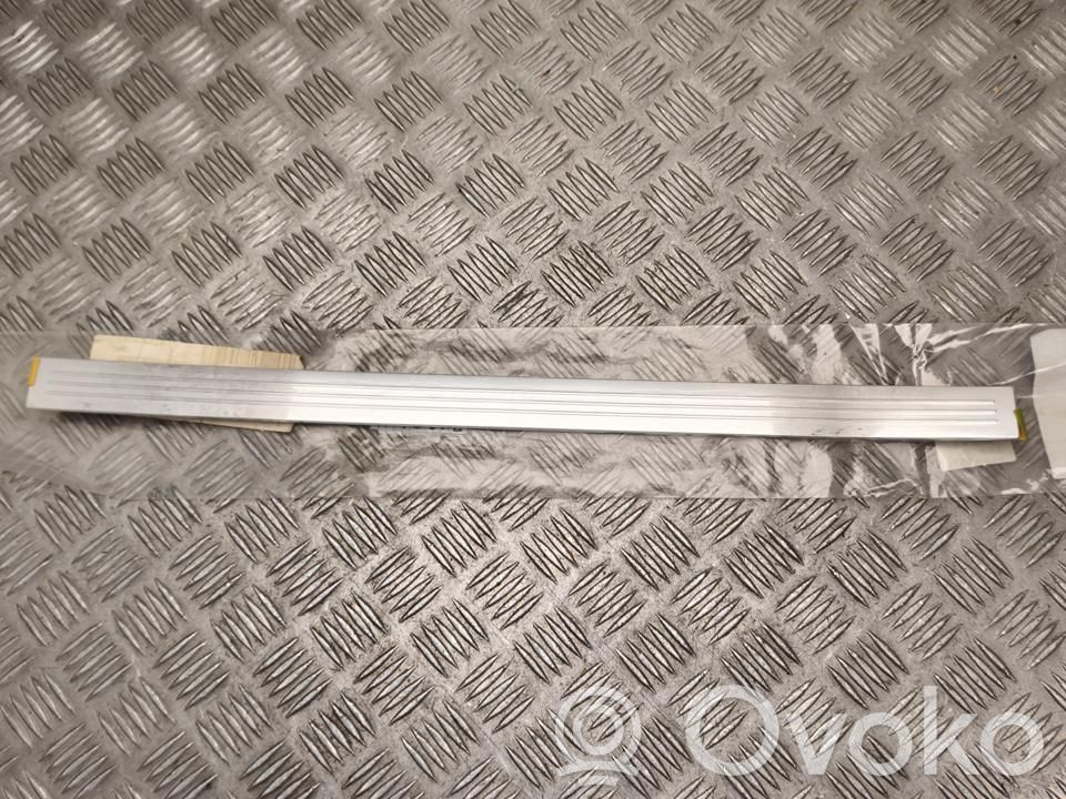 Alte componente capac prag/stâlp   A2216800435,VD42278ZYL