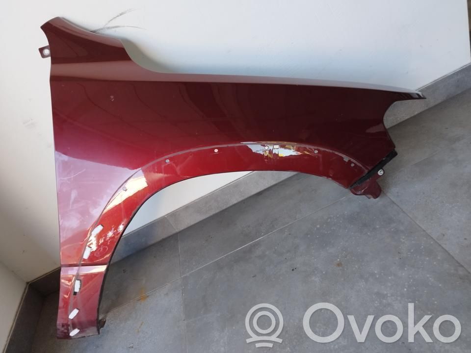 Błotnik przedni   68321576AA,P136