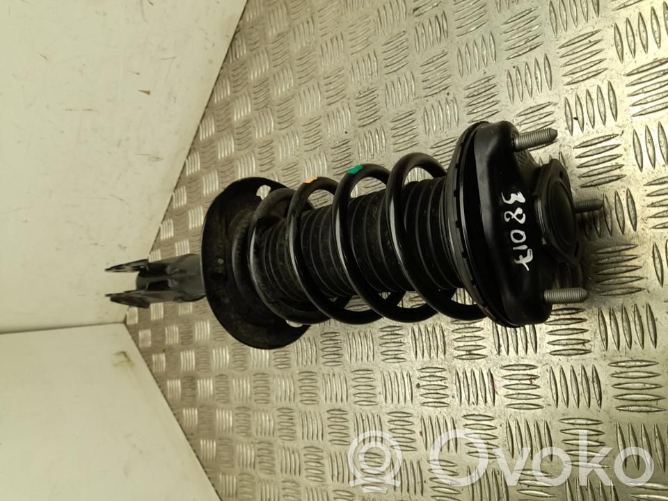 Lexus LBX Amortyzator osi przedniej ze sprężyną