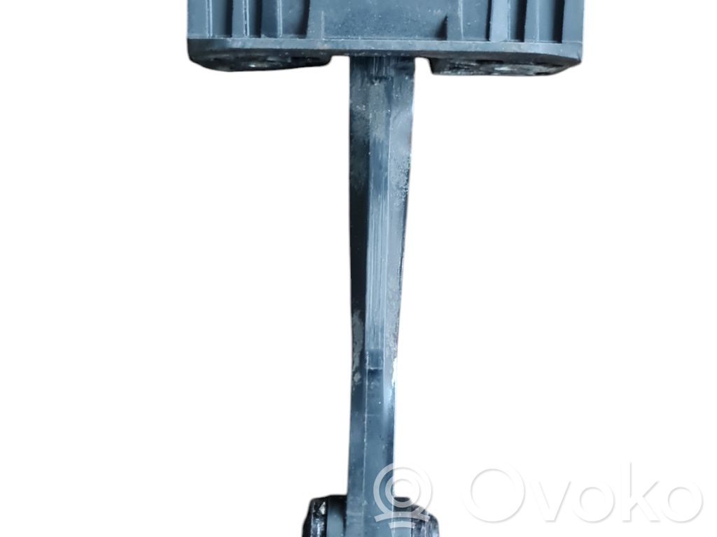 Takaoven pidätin   7176808