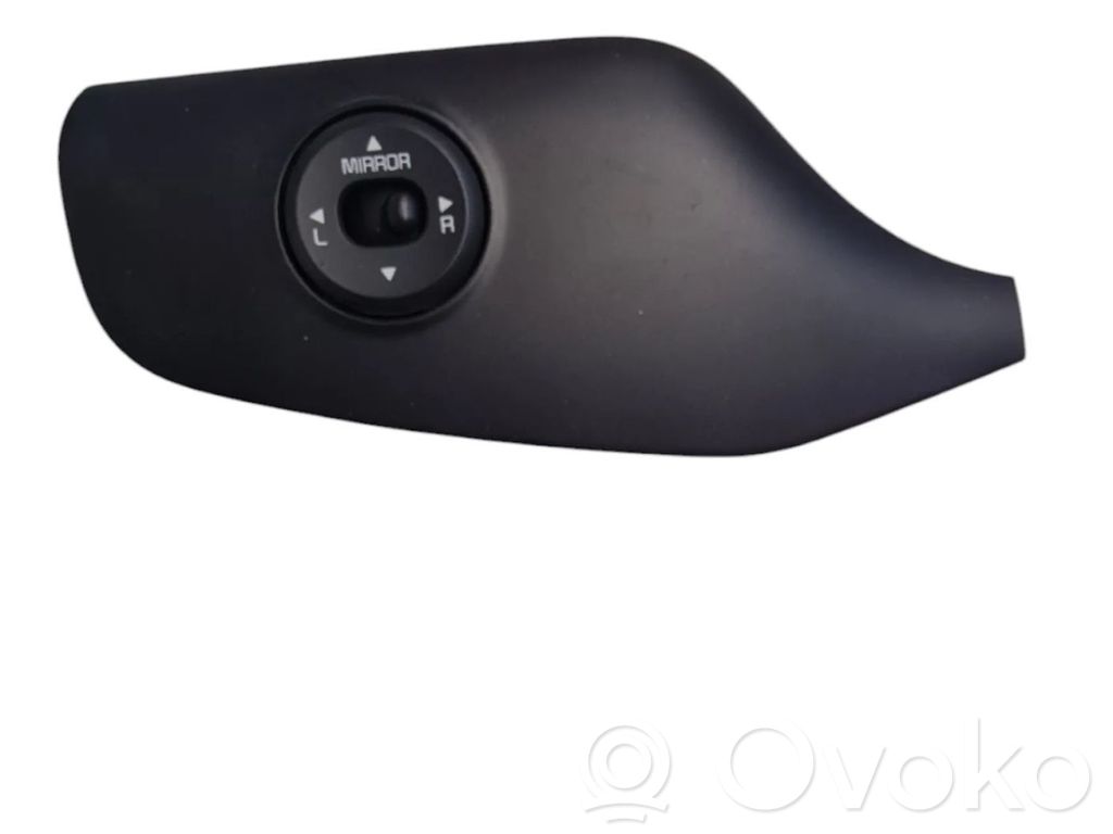 KIA Ceed Wing mirror switch 