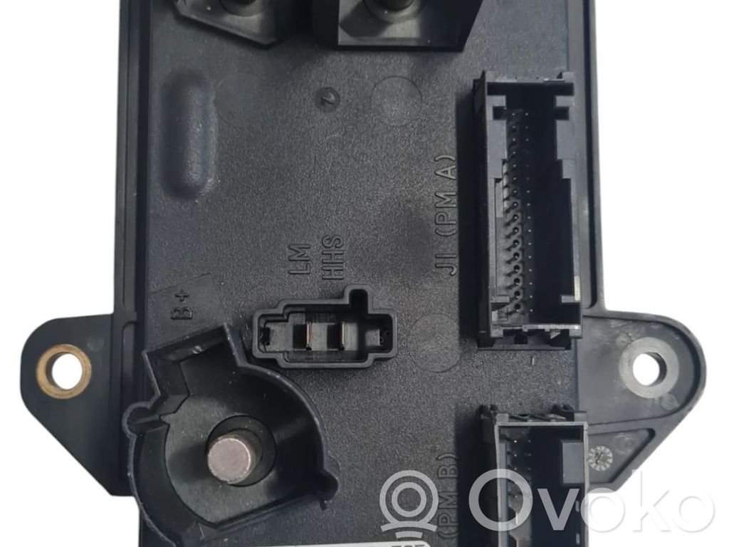 BMW 7 E65 E66 Power management control unit 