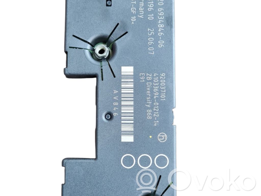 BMW 3 E90 E91 Antenos stiprintuvas 