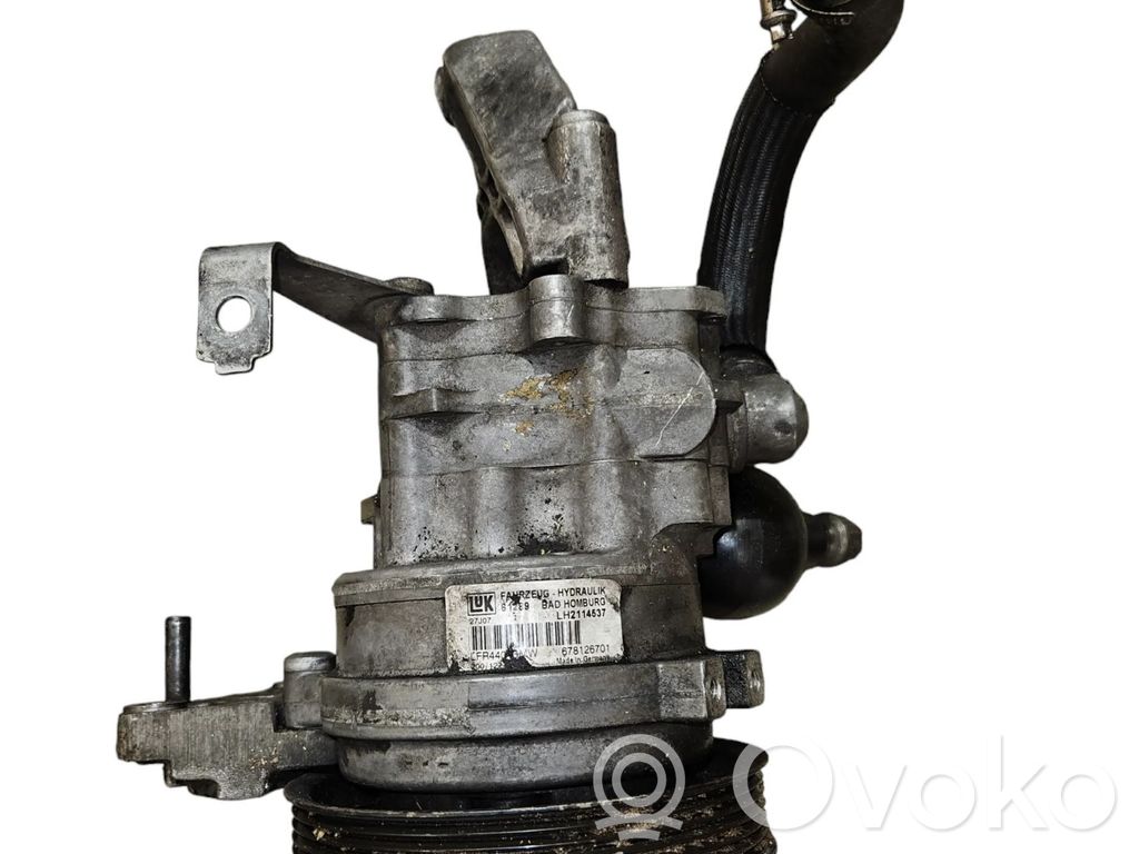 BMW 7 E65 E66 Power steering pump 