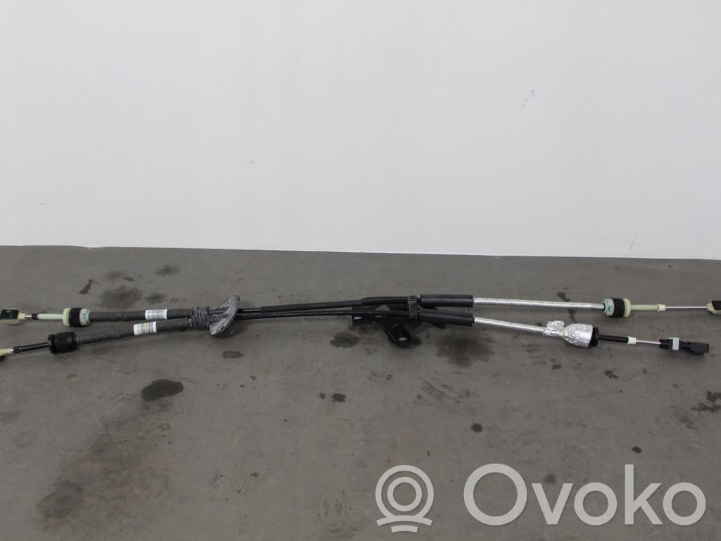Ford Focus Gear shift cable linkage 