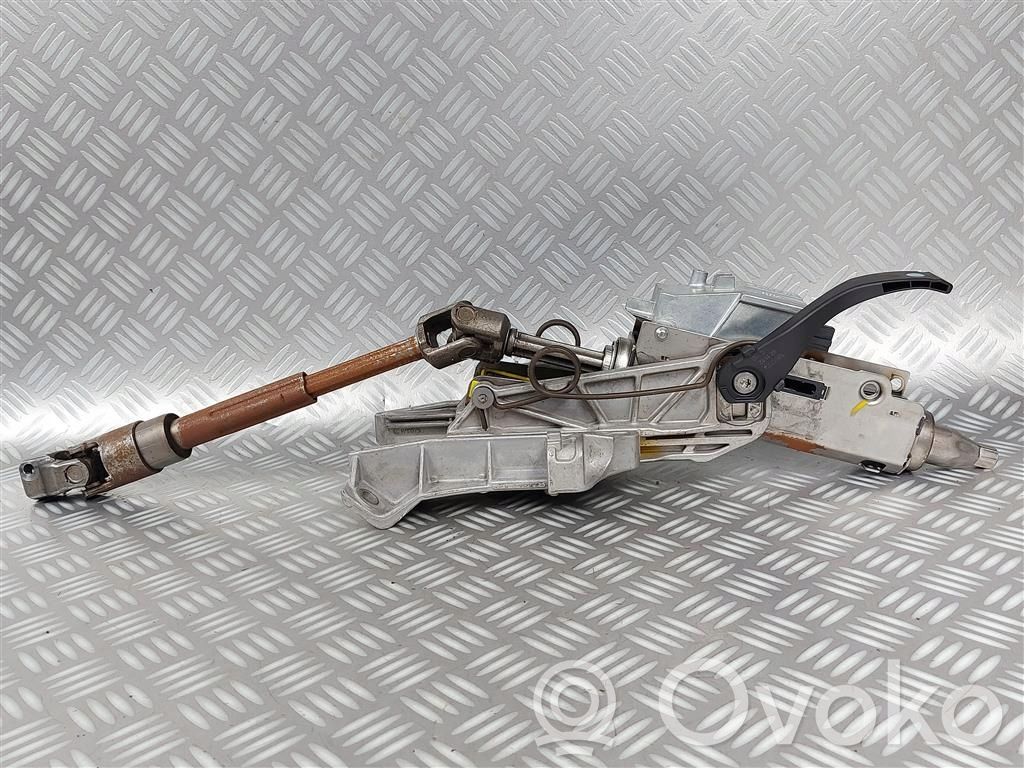 Ford Focus Steering wheel axle 