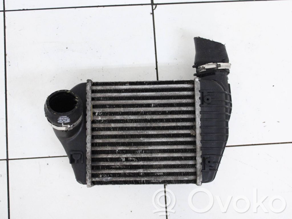 Audi A6 S6 C6 4F Interkūlerio radiatorius 