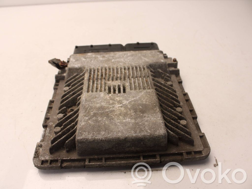 Audi A4 S4 B7 8E 8H Engine control unit/module 